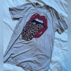 graphic tshirt